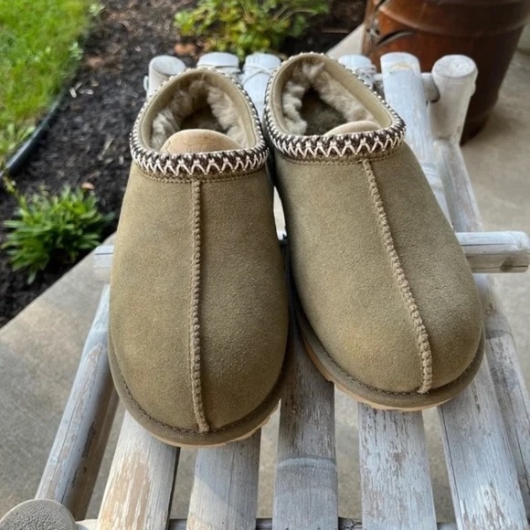Ugg Women's Tasman Slipper Antilope Size 8 NEW In Box - Picture 3 of 5